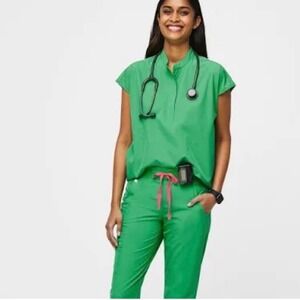 NWT Figs Womens Scrub Set Fionlite Rafaela Top Livingston Pants Green - XXLarge